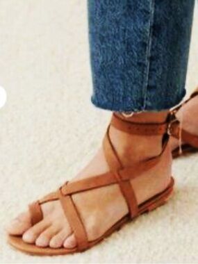 JENNI KAYNE Soft Suede Leather Strappy Sandals Light Brown Size 37/6.5-7